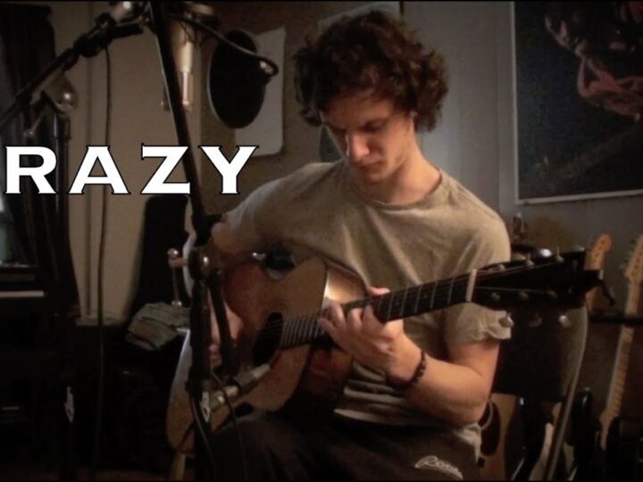 Crazy – Gnarls Barkley (acoustic cover)