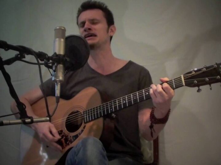 Everybody Wants To Rule The World – Tears For Fears (acoustic cover)