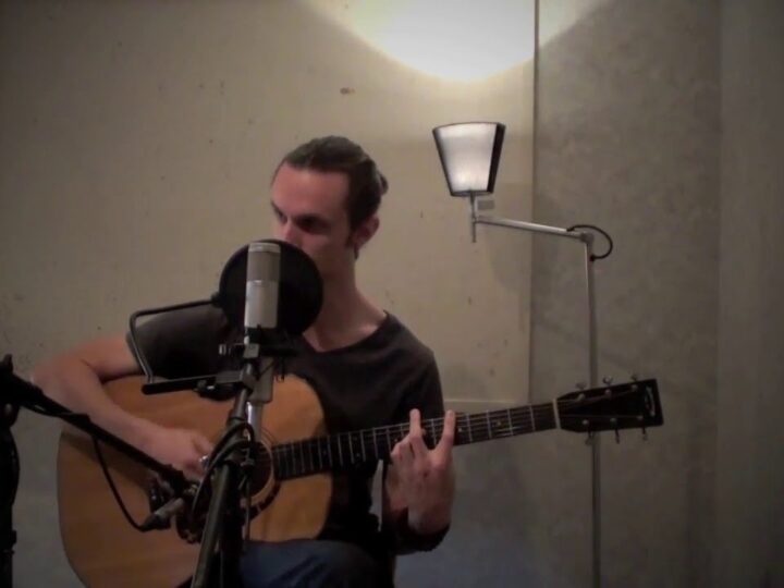 Kiss From a Rose – Seal (acoustic cover)