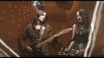 Larkin Poe – Strike Gold (Official Video)
