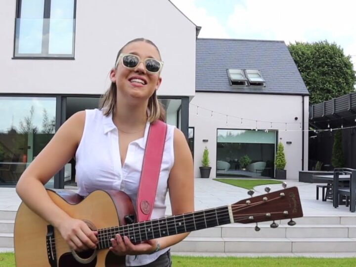 Allie Sherlock – My version Fallin Alicia Keys