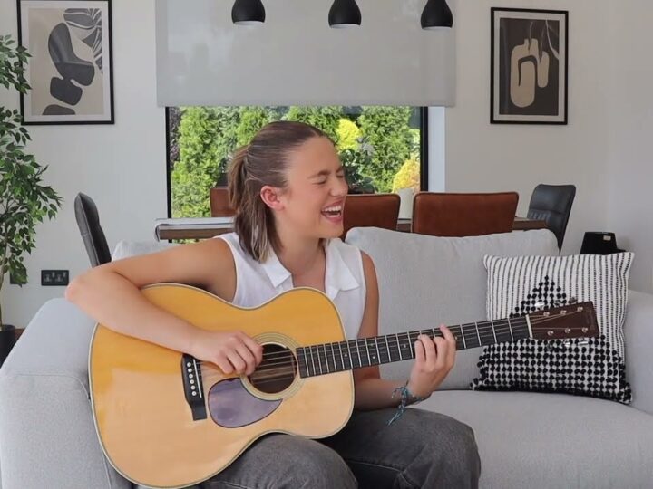 How I’m Feeling Now – Lewis Capaldi (Allie Sherlock cover)