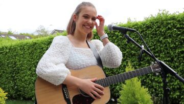 Michael Jackson – The Way You Make Me Feel | Allie Sherlock cover